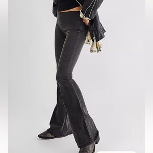 We The Free Penny Pull on flare jeans like new